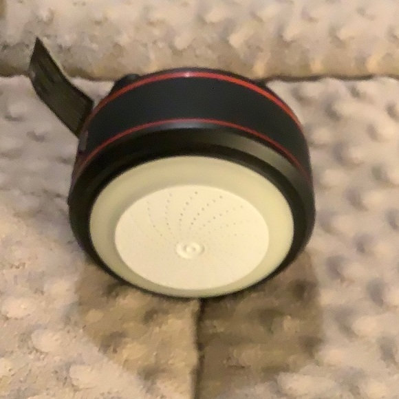 Hyper Tough 500-Lumen LED Rechargeable Portable Work Light with Speaker NWT - Picture 5 of 10